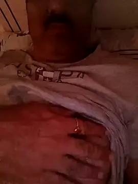 moonflower25 online show from November 11, 2025, 7:41 am