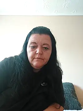 BlacReign online show from September 28, 2025, 1:16 pm