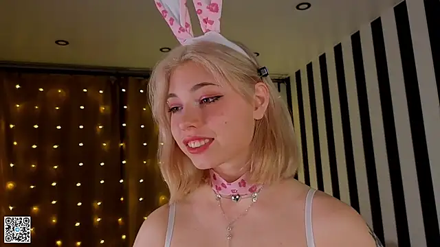 Snapshot of SibleyDurborow chatting on November 26, 2025, 4:13 am SibleyDurborow online show from November 26, 2025, 4:13 am