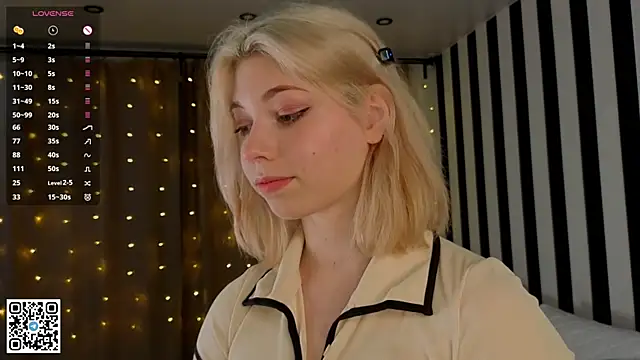 Snapshot of SibleyDurborow chatting on December 17, 2025, 4:07 am SibleyDurborow online show from December 17, 2025, 4:07 am