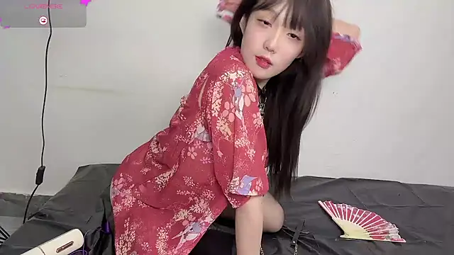 Yaya--728 online show from October 31, 2025, 10:27 am