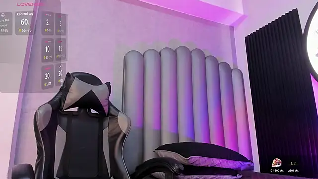 Snapshot of _Leohot_ chatting on October 24, 2025, 3:25 am Leohot online show from October 24, 2025, 3:25 am