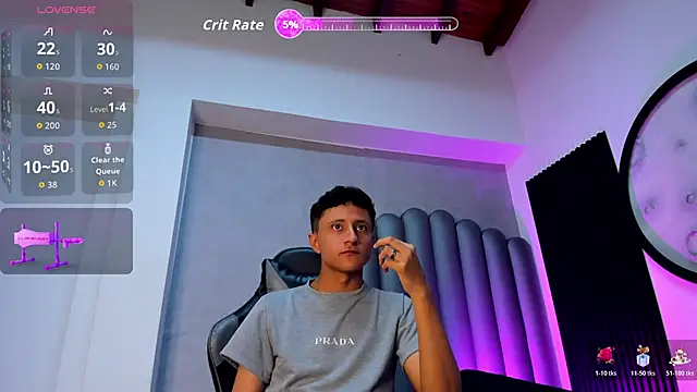 Snapshot of _Leohot_ chatting on November 9, 2025, 3:38 am Leohot online show from November 9, 2025, 3:38 am