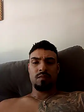 Snapshot of nnyzinho17 chatting on December 18, 2025, 4:57 pm nnyzinho17 online show from December 18, 2025, 4:57 pm