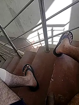 Snapshot of monty935 chatting on November 9, 2025, 5:50 am monty935 online show from November 9, 2025, 5:50 am