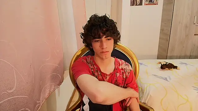 Snapshot of Nude_Boy18 chatting on November 4, 2025, 11:15 pm Nude Boy18 online show from November 4, 2025, 11:15 pm