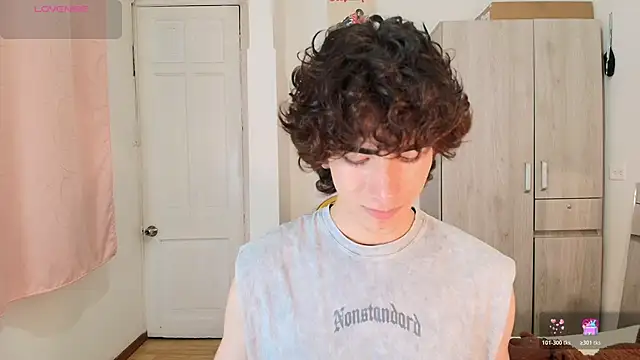 Snapshot of Nude_Boy18 chatting on November 21, 2025, 3:38 am Nude Boy18 online show from November 21, 2025, 3:38 am