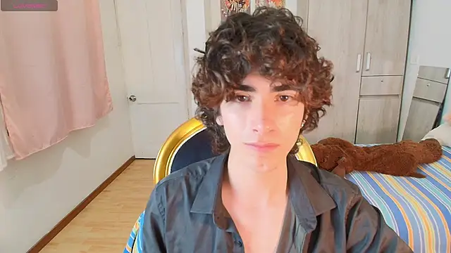 Snapshot of Nude_Boy18 chatting on November 25, 2025, 4:12 am Nude Boy18 online show from November 25, 2025, 4:12 am