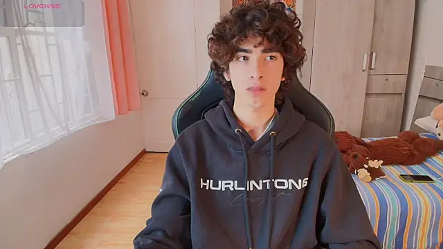 Snapshot of Nude_Boy18 chatting on November 28, 2025, 7:38 pm Nude Boy18 online show from November 28, 2025, 7:38 pm