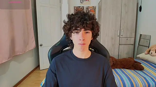 Snapshot of Nude_Boy18 chatting on December 14, 2025, 1:11 am Nude Boy18 online show from December 14, 2025, 1:11 am