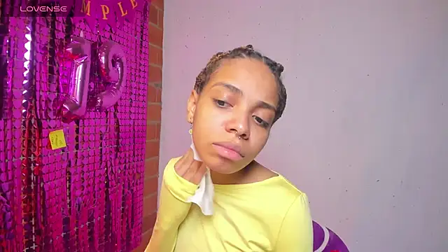 Snapshot of yumi_hanna chatting on September 11, 2025, 11:49 pm yumi hanna online show from September 11, 2025, 11:49 pm