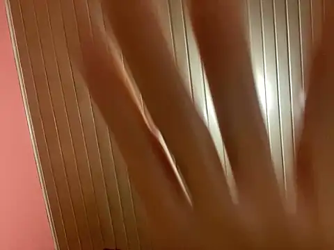 lucioliveira online show from September 22, 2025, 3:03 pm