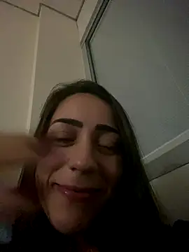 lucioliveira online show from October 15, 2025, 5:51 am