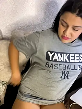 Snapshot of lunita_sweet5 chatting on November 23, 2025, 10:20 pm lunita sweet5 online show from November 23, 2025, 10:20 pm