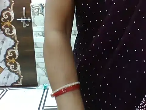 Snapshot of VNDANA_ chatting on September 30, 2025, 6:18 am VNDANA  online show from September 30, 2025, 6:18 am