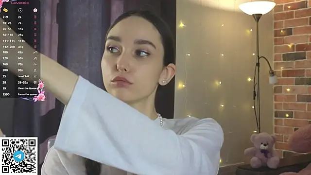 SoftieDream online show from November 8, 2025, 6:24 am