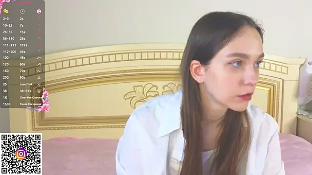 SoftieDream online show from December 5, 2025, 6:22 am