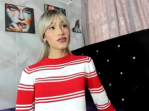 samara novice18 online show from October 28, 2025, 7:27 pm