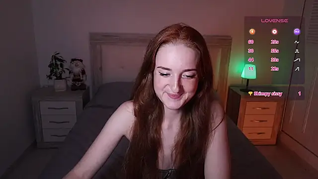 Snapshot of Tanywish chatting on December 19, 2025, 10:28 pm Tanywish online show from December 19, 2025, 10:28 pm