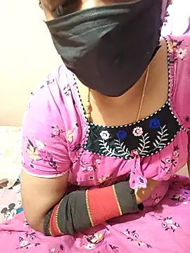 Snapshot of keralacouples11 chatting on December 15, 2025, 2:49 am keralacouples11 online show from December 15, 2025, 2:49 am