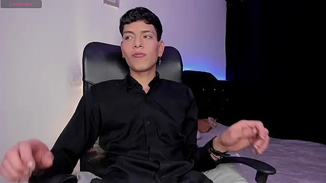 sweety taylor online show from September 10, 2025, 12:43 am