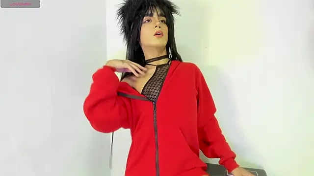 Snapshot of IviMiller@xh chatting on December 17, 2025, 1:39 pm IviMillerxh online show from December 17, 2025, 1:39 pm