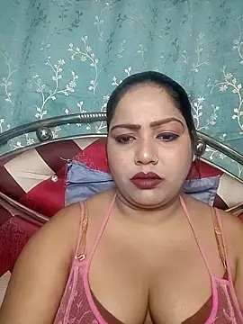 hornypriya696 online show from November 9, 2025, 5:44 pm
