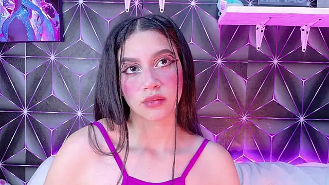 Snapshot of Megan_Luxe chatting on October 1, 2025, 4:29 am Megan Luxe online show from October 1, 2025, 4:29 am
