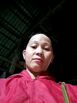 MaiHoa69 online show from October 22, 2025, 12:27 pm