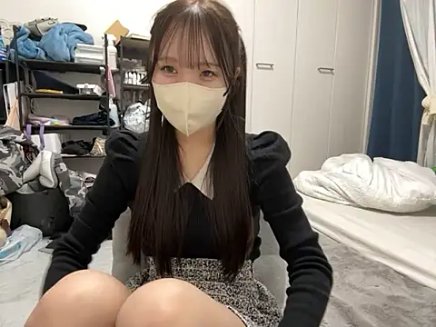 Snapshot of nano-da-u chatting on December 5, 2025, 6:15 pm nano-da-u online show from December 5, 2025, 6:15 pm