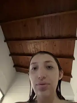 Paulina-Wells online show from December 3, 2025, 8:40 pm