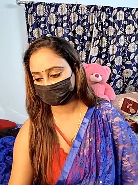 Cute-lusi online show from November 25, 2025, 7:14 pm