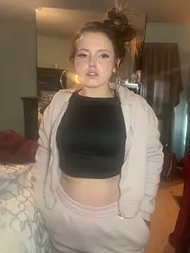 Snapshot of JuicyExxxperience chatting on December 1, 2025, 2:00 pm JuicyExxxperience online show from December 1, 2025, 2:00 pm