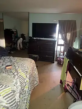 Snapshot of JuicyExxxperience chatting on December 15, 2025, 2:21 pm JuicyExxxperience online show from December 15, 2025, 2:21 pm