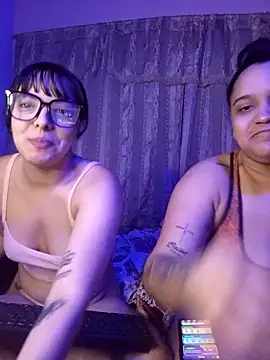 Snapshot of Sweet_Dirty_Baby chatting on October 6, 2025, 1:58 am Sweet Dirty Baby online show from October 6, 2025, 1:58 am
