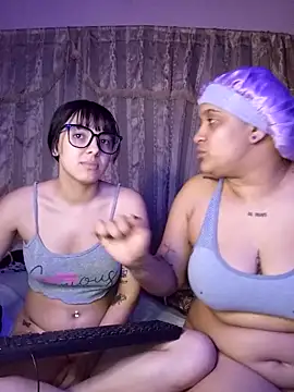Snapshot of Sweet_Dirty_Baby chatting on October 8, 2025, 4:21 am Sweet Dirty Baby online show from October 8, 2025, 4:21 am