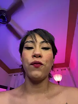 ZahaRose online show from December 1, 2025, 12:15 am