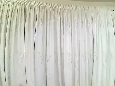 Snapshot of BigAssjuicy26 chatting on October 4, 2025, 5:11 pm BigAssjuicy26 online show from October 4, 2025, 5:11 pm