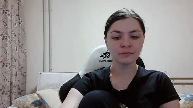 Amanda Soft online show from October 7, 2025, 2:03 pm