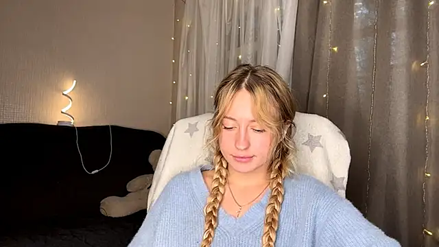 Jetta Corsacami online show from October 1, 2025, 10:21 am