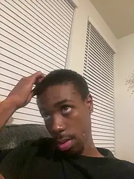 Snapshot of huhgtr chatting on November 11, 2025, 3:17 am huhgtr online show from November 11, 2025, 3:17 am