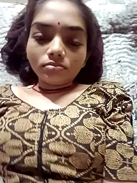 Snapshot of Hitsda chatting on September 15, 2025, 10:43 pm Hitsda online show from September 15, 2025, 10:43 pm