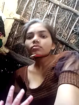 Snapshot of Hitsda chatting on September 24, 2025, 3:10 am Hitsda online show from September 24, 2025, 3:10 am