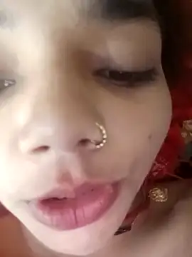 Snapshot of Hitsda chatting on October 13, 2025, 12:21 am Hitsda online show from October 13, 2025, 12:21 am