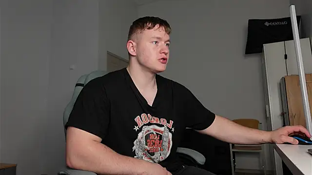 Snapshot of Richard_Dullas chatting on October 16, 2025, 6:03 am Richard Dullas online show from October 16, 2025, 6:03 am