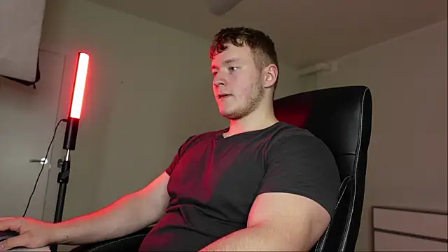 Snapshot of Richard_Dullas chatting on October 30, 2025, 3:46 pm Richard Dullas online show from October 30, 2025, 3:46 pm