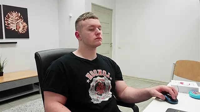 Snapshot of Richard_Dullas chatting on November 25, 2025, 7:25 pm Richard Dullas online show from November 25, 2025, 7:25 pm