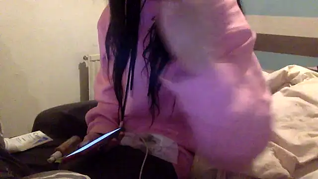 Snapshot of Bellababexox chatting on October 29, 2025, 6:53 pm Bellababexox online show from October 29, 2025, 6:53 pm