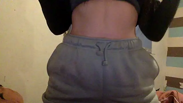 Snapshot of Bellababexox chatting on November 17, 2025, 7:36 am Bellababexox online show from November 17, 2025, 7:36 am