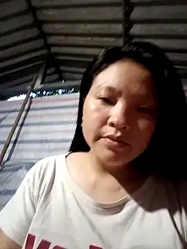 MuiNay online show from October 21, 2025, 11:05 pm